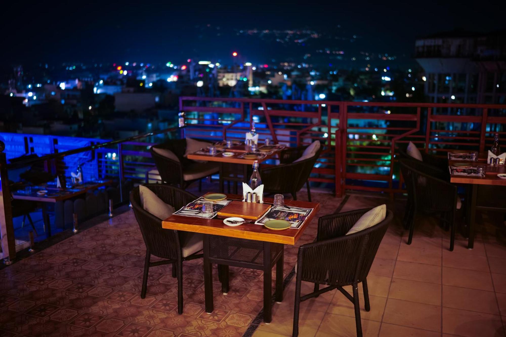 Effotel By Sayaji Dehradun Luaran gambar